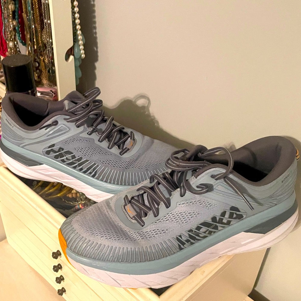 Hoka Bondi 7